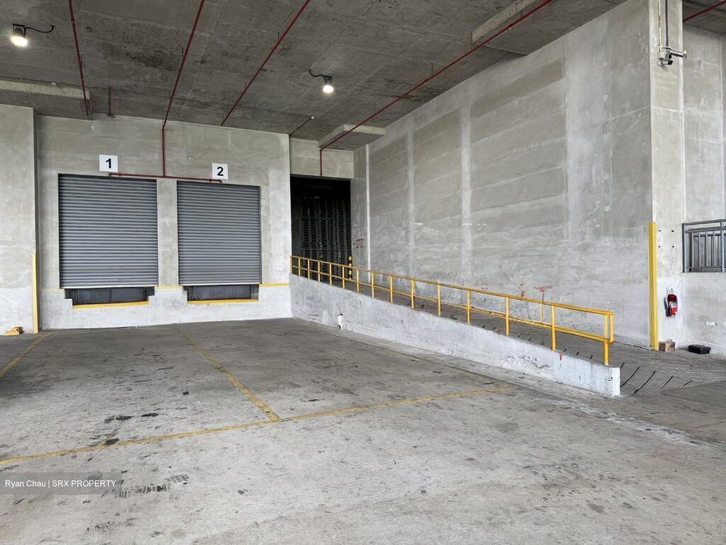 Jurong Logistics Hub (D22), Warehouse #586029871